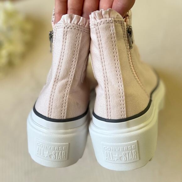 NEW Size 6Y Womens 7.5 Converse Chuck Taylor Lugged Lift High Pink Ruffle Shoe - Picture 7 of 10